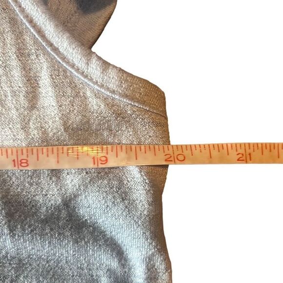 Lauren Conrad Large Blue Ruffle Sleeve V Neck Lightweight Top NWOT Lagenlook - Picture 7 of 8